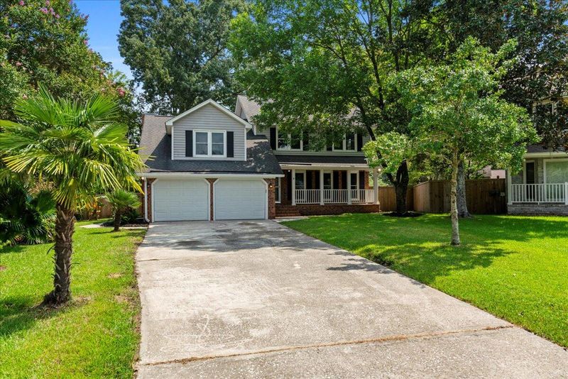 104 Dorchester Ct, North Charleston, SC 29418