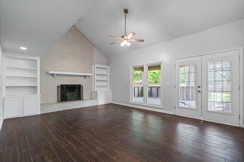 104 Dorchester Ct, North Charleston, SC 29418
