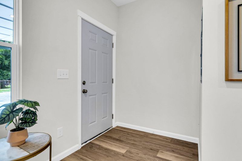 2215 Garfield St, North Charleston, SC 29405