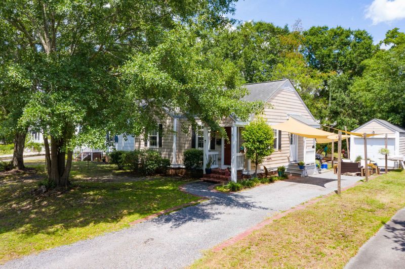 4814 Chesterfield Rd, North Charleston, SC 29405