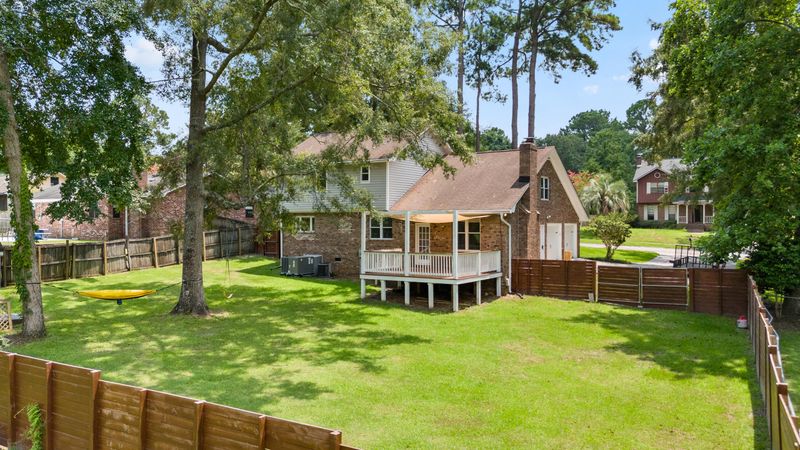 210 Smythe Dr, Summerville, SC 29485