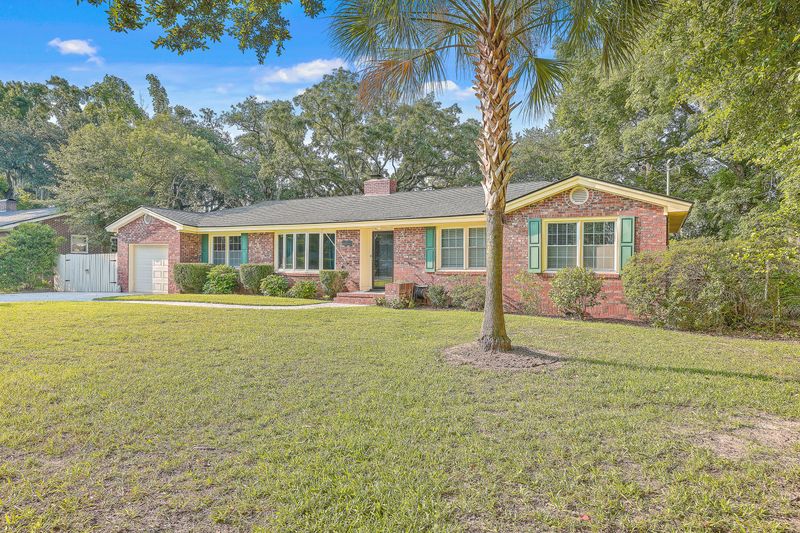 1843 Westfield Rd, Charleston, SC 29407