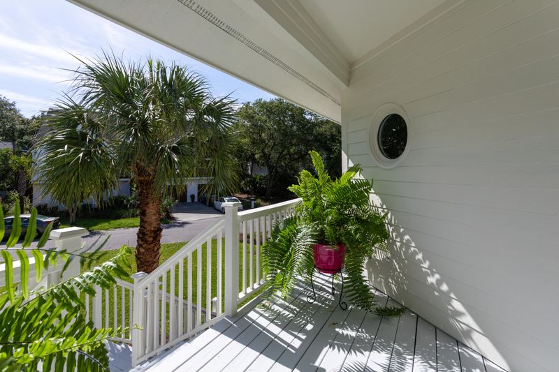 6 W Beachwood, Isle Of Palms, SC 29451