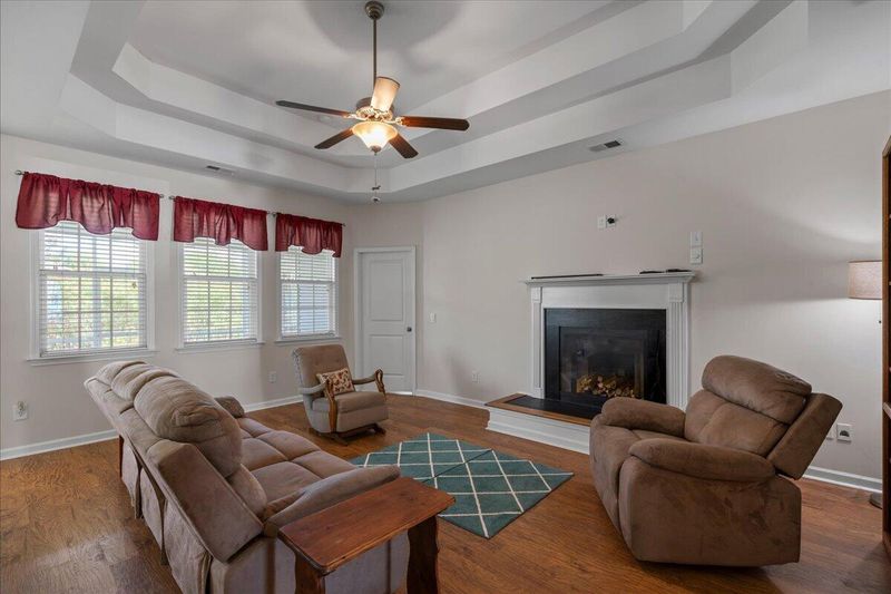 410 Topcrest Ln, Moncks Corner, SC 29461
