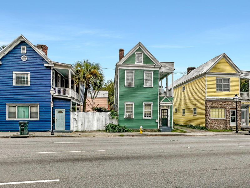 201 Spring St, Charleston, SC 29403