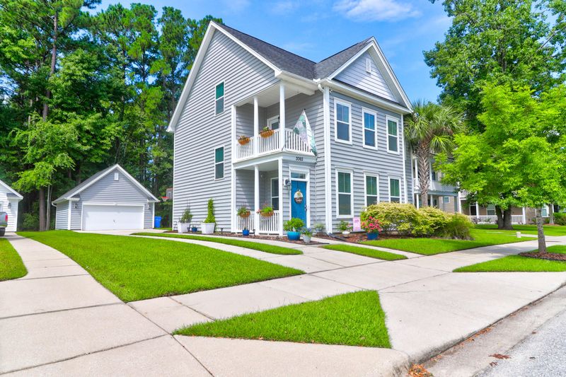 3065 Moonlight Dr, Charleston, SC 29414