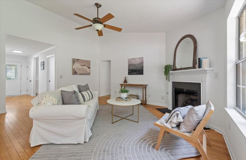 604 Hainsworth Dr, Charleston, SC 29414