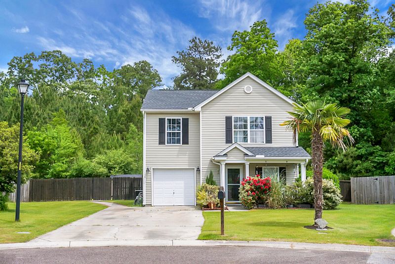 106 Cayman Pl, Goose Creek, SC 29445