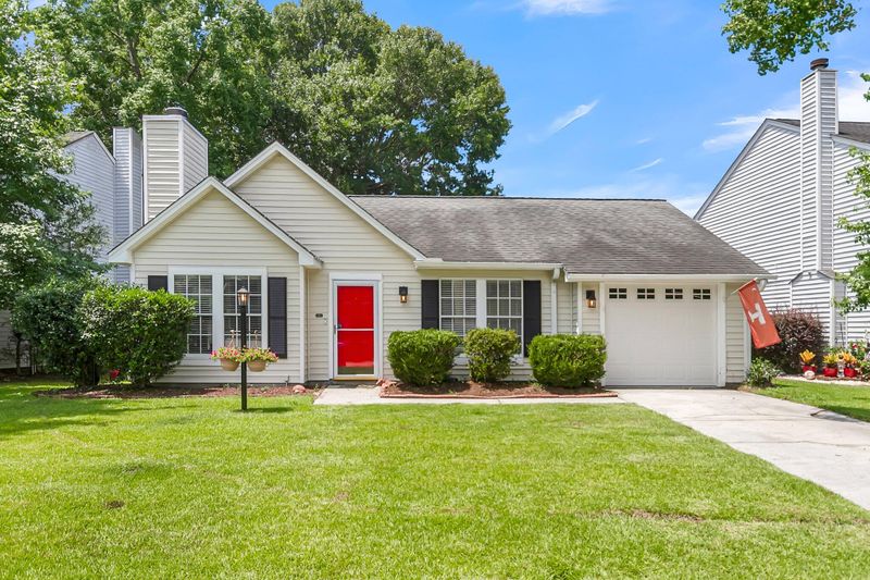 2052 Wild Flower Ln, Charleston, SC 29414