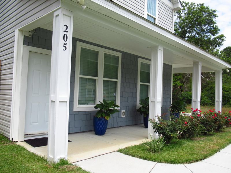 205 Beverly Dr, Goose Creek, SC 29445