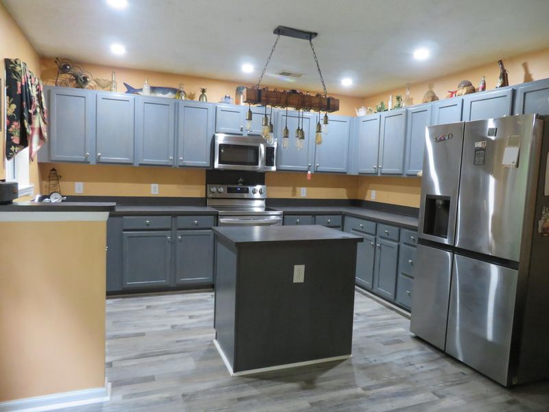 126 Hammerbeck Rd, Summerville, SC 29483