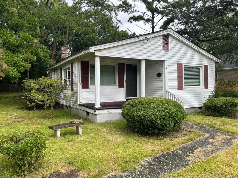 1032 Greenhill Rd, Charleston, SC 29412