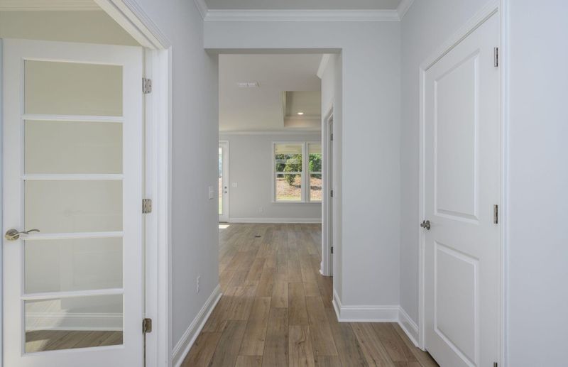 615 Coral Bells Ln, Summerville, SC 29486