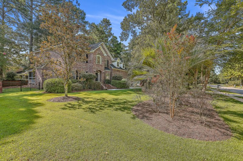 4411 Wild Thicket Ln, North Charleston, SC 29420