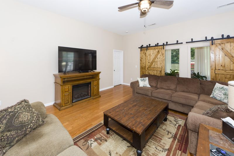 2613 Spivey Ct, North Charleston, SC 29406