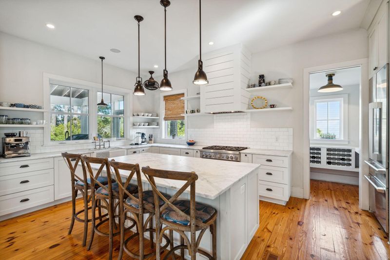 209 River Oak Dr, Mount Pleasant, SC 29464