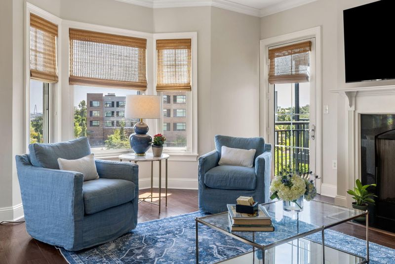498 Albemarle Rd #404, Charleston, SC 29407