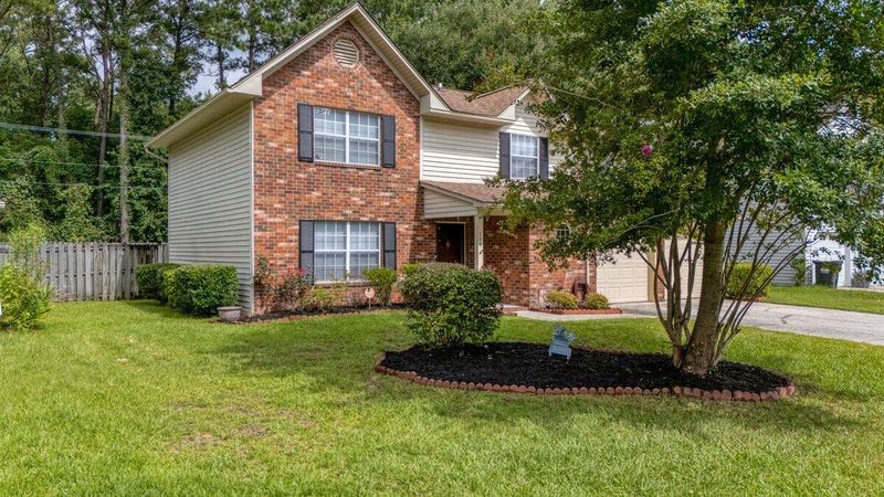 154 Knightsbridge Dr, North Charleston, SC 29418