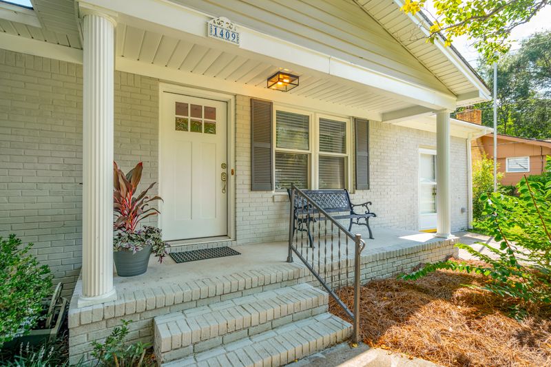 1409 Heather Dr, Mount Pleasant, SC 29464