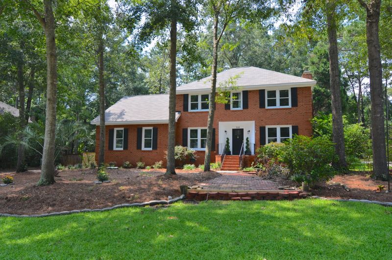 310 Upshur Ct, Summerville, SC 29485
