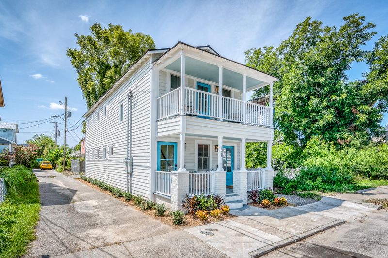 203 Romney St, Charleston, SC 29403