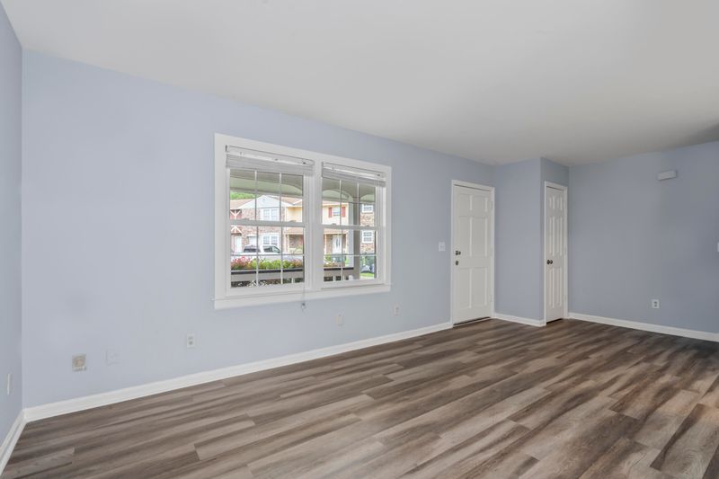 107 Bassett Ct, Goose Creek, SC 29445