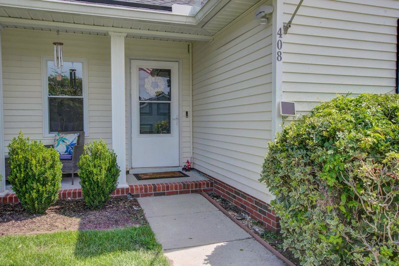 408 Hainsworth Dr, Charleston, SC 29414