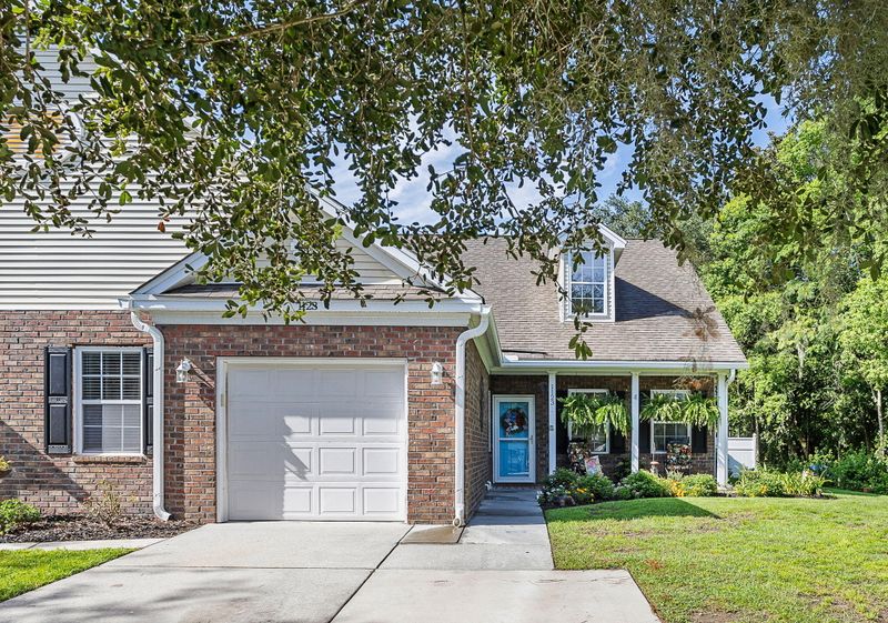 1123 Saint Pauls Parrish Ln, Johns Island, SC 29455