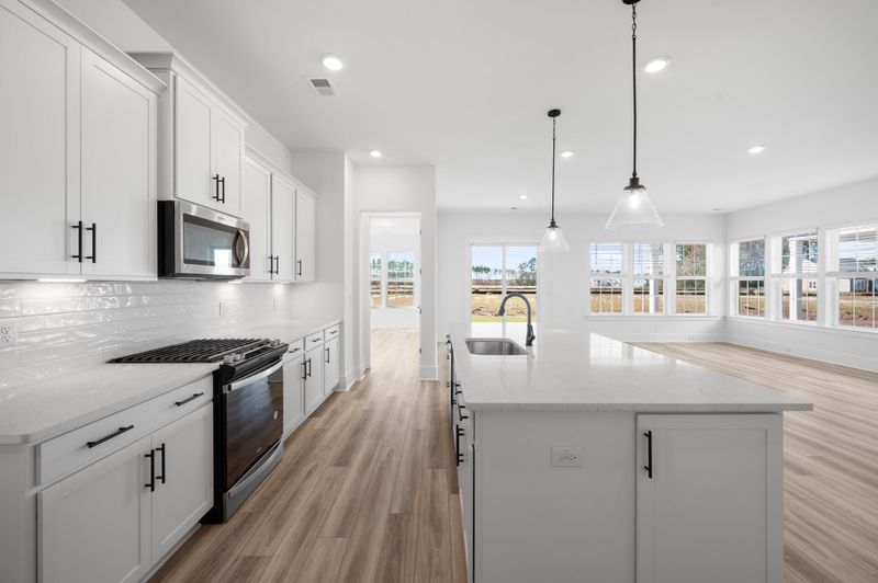 127 Summerwind Dr, Summerville, SC 29486