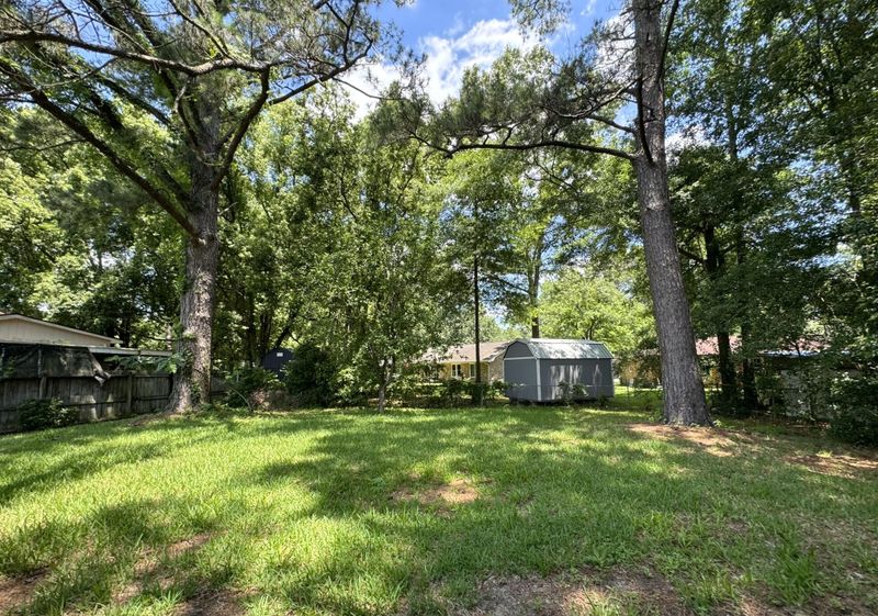 213 Iris St, Ladson, SC 29456