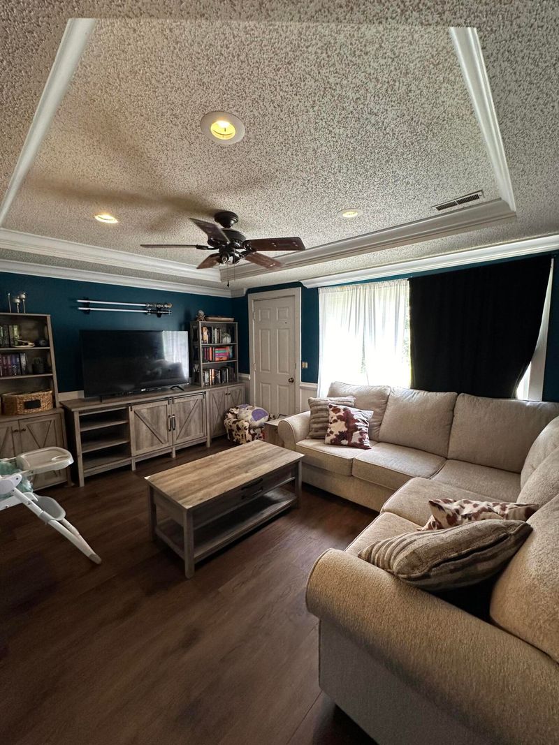 3267 Von Ohsen Rd, Ladson, SC 29456