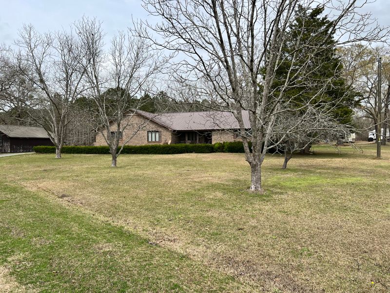 137 Thornhill Cir, Pineville, SC 29468