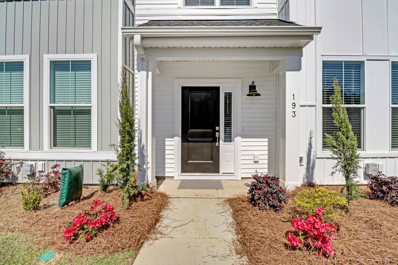 137 O'malley Dr, Summerville, SC 29483