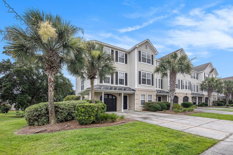 1427 Hamlin Park Cir, Mount Pleasant, SC 29466