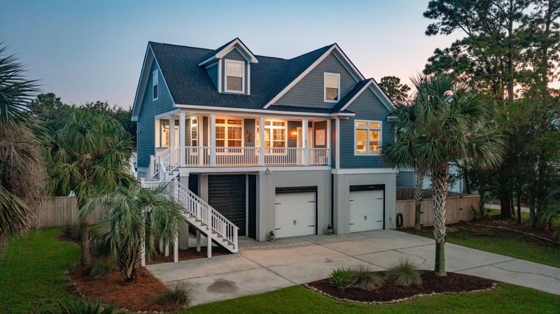631 Lynne Ave, Charleston, SC 29412