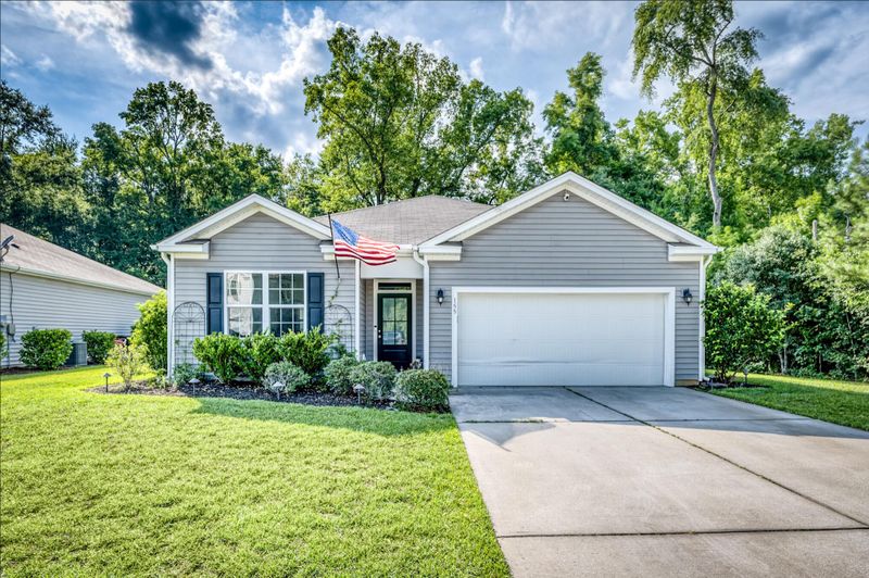 155 Stoney Creek Way, Moncks Corner, SC 29461