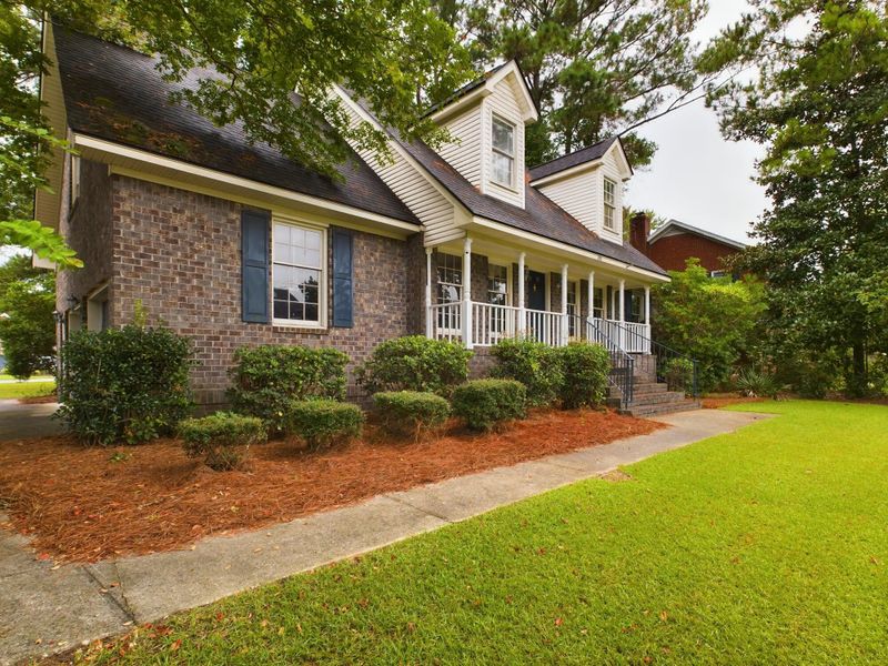 680 Oak Marsh Dr, Mount Pleasant, SC 29464