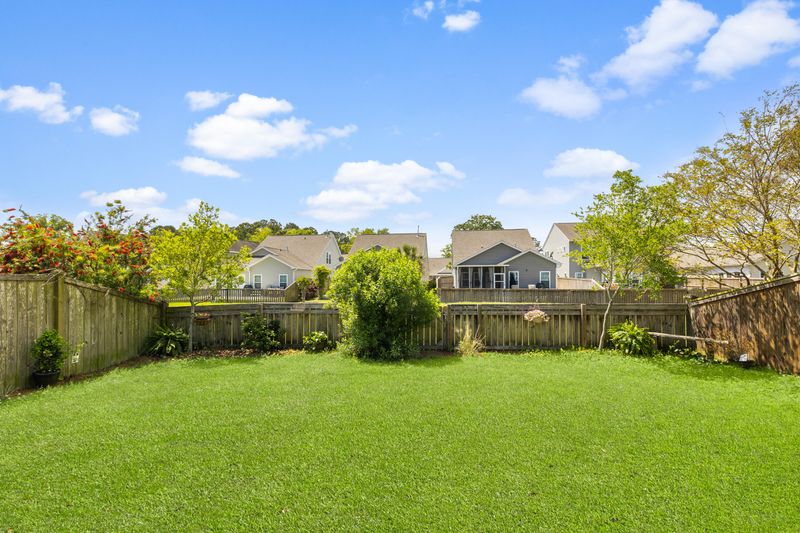 1528 Oldenburg Dr, Mount Pleasant, SC 29429