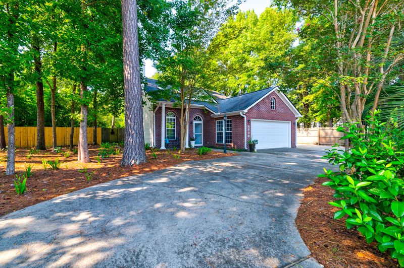 2895 Summertrees Blvd, Johns Island, SC 29455