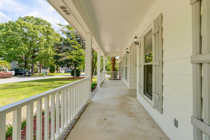 19 Monte Sano Dr, Hanahan, SC 29410