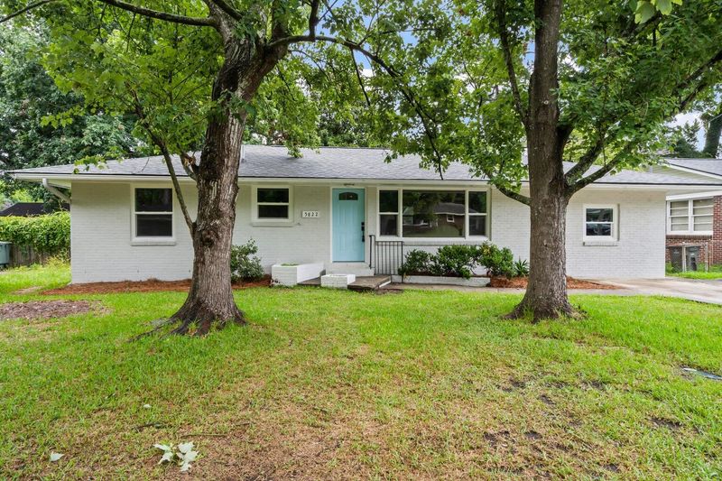 5822 Stewart St, Hanahan, SC 29410