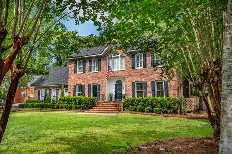2076 Millbrook Ct, Mount Pleasant, SC 29464