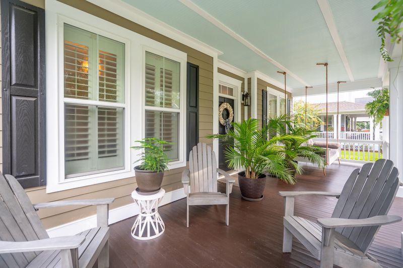 1860 Hall Point Rd, Mount Pleasant, SC 29466