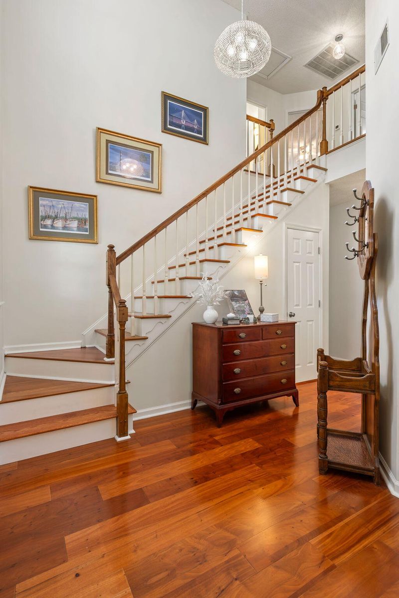 1968 Gray Battery Ct, Mount Pleasant, SC 29464