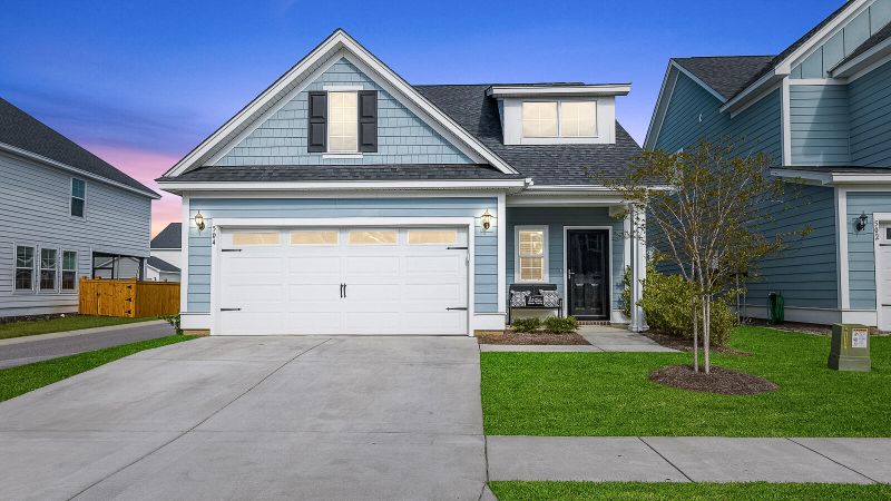 504 Alderly Dr, Moncks Corner, SC 29461