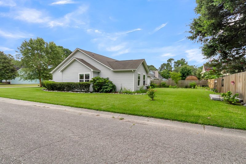 101 Quest St, Summerville, SC 29486