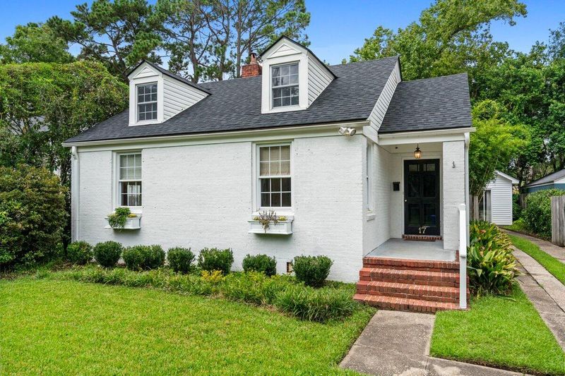 17 Timmerman Dr, Charleston, SC 29407