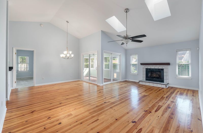 895 Wynford Ct, Mount Pleasant, SC 29464