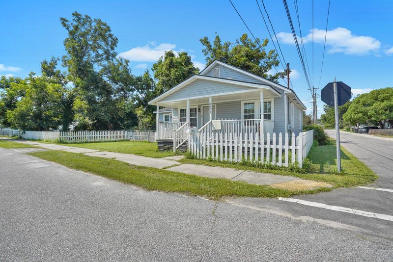 2931 Baker Ave, North Charleston, SC 29405