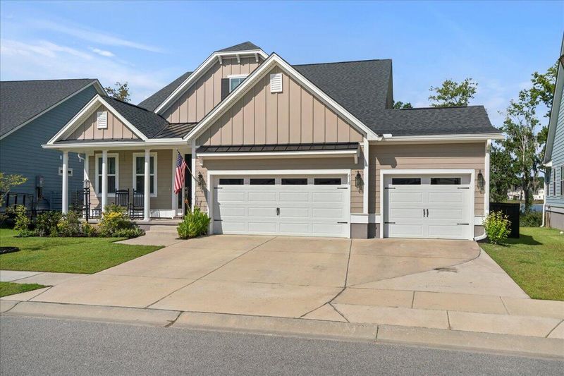 618 Black Pine Rd, Moncks Corner, SC 29461